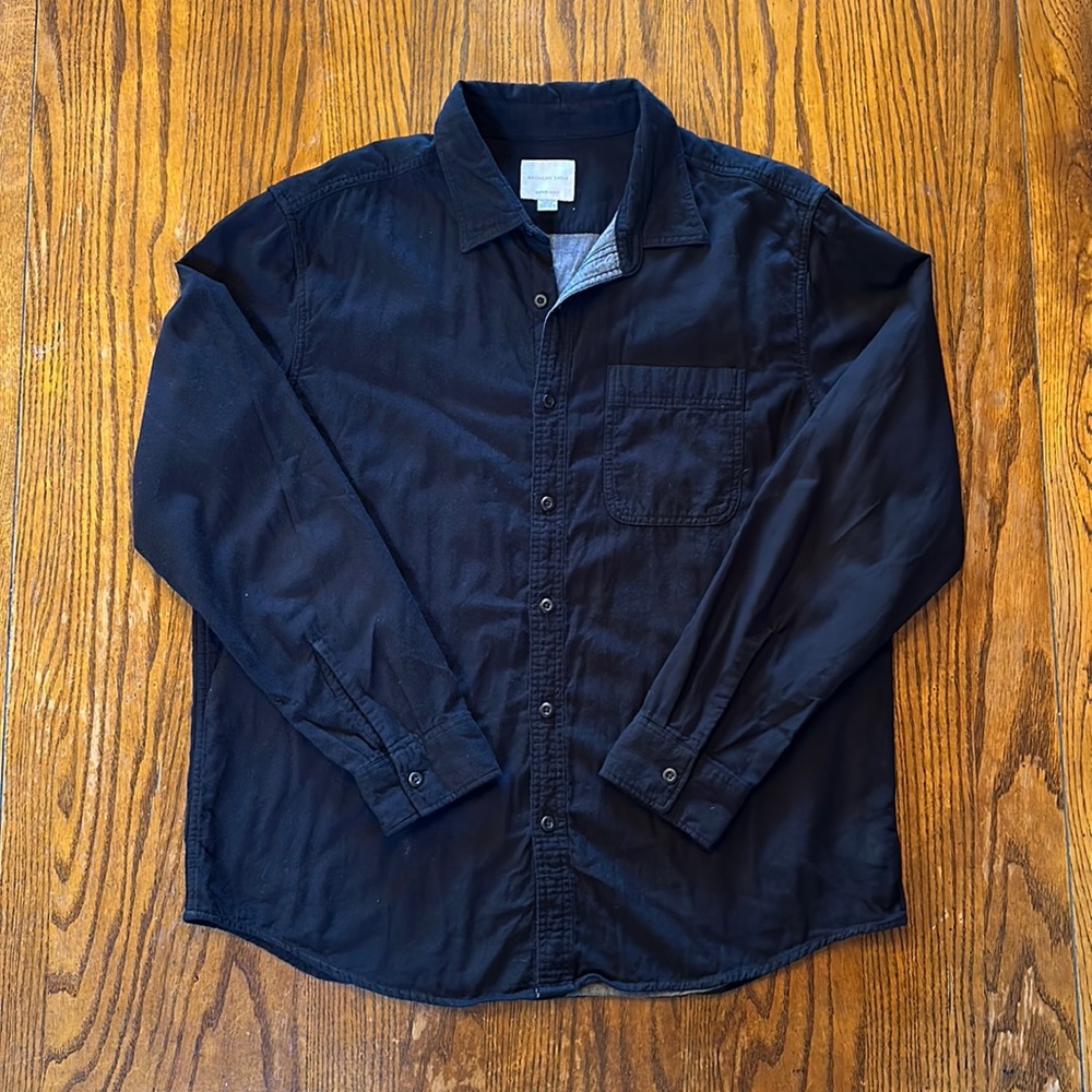 American Eagle men’s casual button down, black